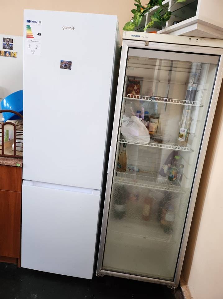 Кметът на Ихтиман оборудва пенсионерския клуб с хладилник и шкаф